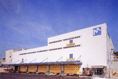 1990年代のマグチグループの工場外観