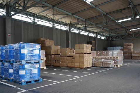 保管倉庫の内観